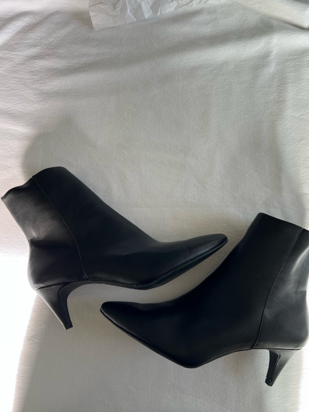 Black pointy toe kitten heel ankle boots size 12 NWT